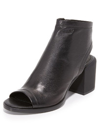 Женские светло-коричневые кожаные босоножки от DKNY