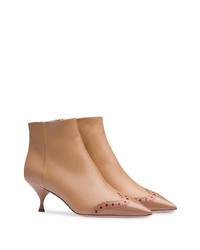Светло-коричневые кожаные ботильоны от Miu Miu
