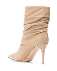 Светло-коричневые кожаные ботильоны от Gianvito Rossi