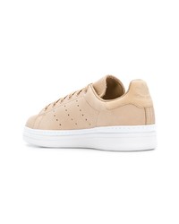 Женские светло-коричневые кожаные низкие кеды от adidas