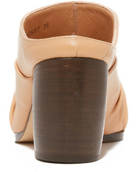 Светло-коричневые кожаные сабо от Helmut Lang