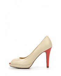 Светло-коричневые кожаные туфли от Covani