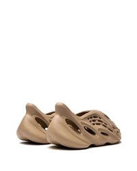 Мужские светло-коричневые кроссовки от adidas