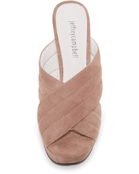 Светло-коричневые сабо от Jeffrey Campbell