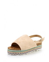 Светло-коричневые сандалии на плоской подошве от Clowse