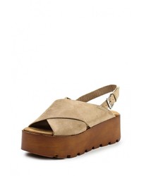 Светло-коричневые сандалии на плоской подошве от Corina
