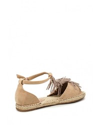 Светло-коричневые сандалии на плоской подошве от Ideal