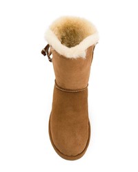 Светло-коричневые угги от UGG Australia