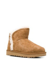 Светло-коричневые угги от UGG Australia