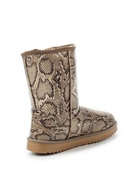 Светло-коричневые угги от Via Giulia