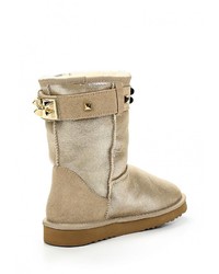 Светло-коричневые угги от Vitacci