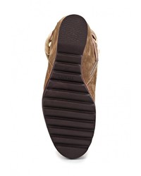 Светло-коричневые угги от Vitacci