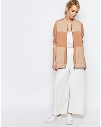 Женский светло-коричневый бомбер