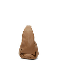 Светло-коричневый кожаный клатч от Bottega Veneta