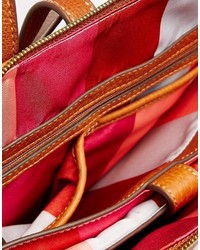 Женский светло-коричневый кожаный рюкзак от Fiorelli