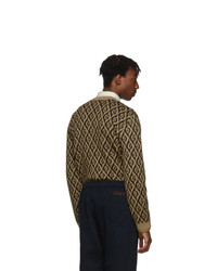 Мужской светло-коричневый свитер с v-образным вырезом с принтом от Gucci