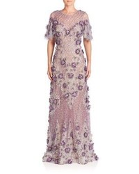 Светло-фиолетовое вечернее платье с украшением