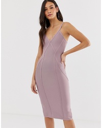 Светло-фиолетовое облегающее платье от The Girlcode