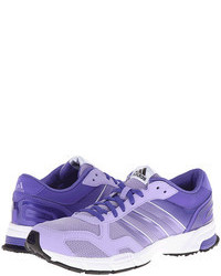 Светло-фиолетовые кроссовки