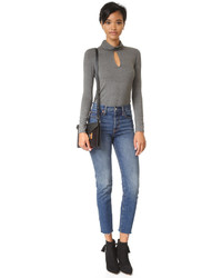 Серая блузка от Haute Hippie