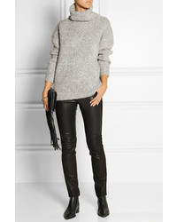 Женская серая вязаная водолазка от Maje