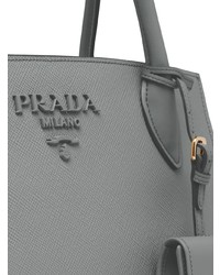 Серая кожаная большая сумка от Prada