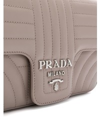 Серая кожаная сумка через плечо от Prada
