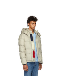 Мужская серая куртка-пуховик от Moncler