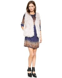 Женская серая меховая безрукавка от Glamorous