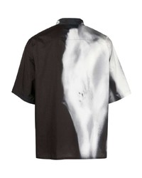 Мужская серая рубашка с коротким рукавом с цветочным принтом от Alexander McQueen