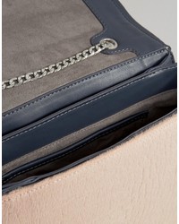 Женская серая сумка от Fiorelli