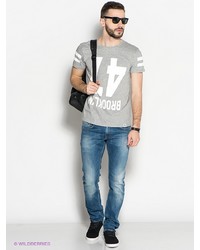 Мужская серая футболка с принтом от Oodji