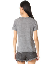 Женская серая футболка от Chaser