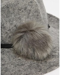 Женская серая шерстяная шляпа от Catarzi