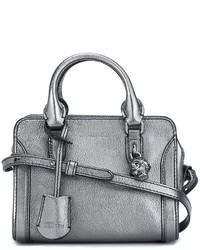 Серебряная кожаная большая сумка от Alexander McQueen