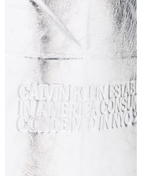 Серебряная кожаная большая сумка от Calvin Klein 205W39nyc