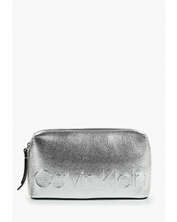 Серебряная кожаная поясная сумка от Calvin Klein
