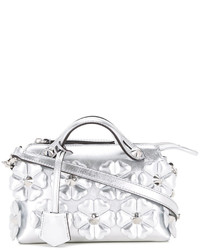 Женская серебряная кожаная сумка от Fendi