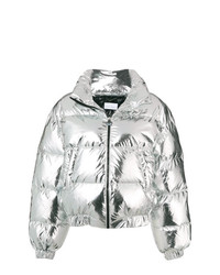 Женская серебряная куртка-пуховик от Chiara Ferragni