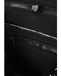 Серебряная сумка через плечо от Freddy