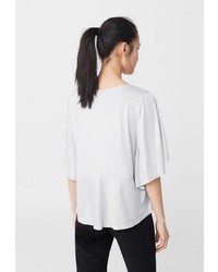 Женская серебряная футболка от Mango