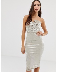 Серебряное бархатное облегающее платье