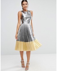 Серебряное платье-миди со складками от Asos