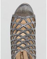 Серебряные босоножки на каблуке от Forever Unique