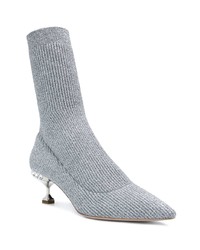 Серебряные ботильоны на резинке от Miu Miu