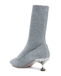 Серебряные ботильоны на резинке от Miu Miu