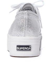 Женские серебряные кеды от Superga