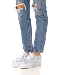 Женские серебряные кеды от Superga
