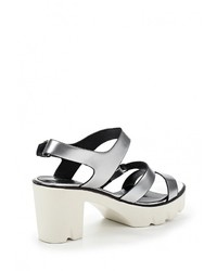 Серебряные кожаные босоножки на каблуке от Instreet