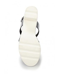 Серебряные кожаные босоножки на каблуке от Instreet